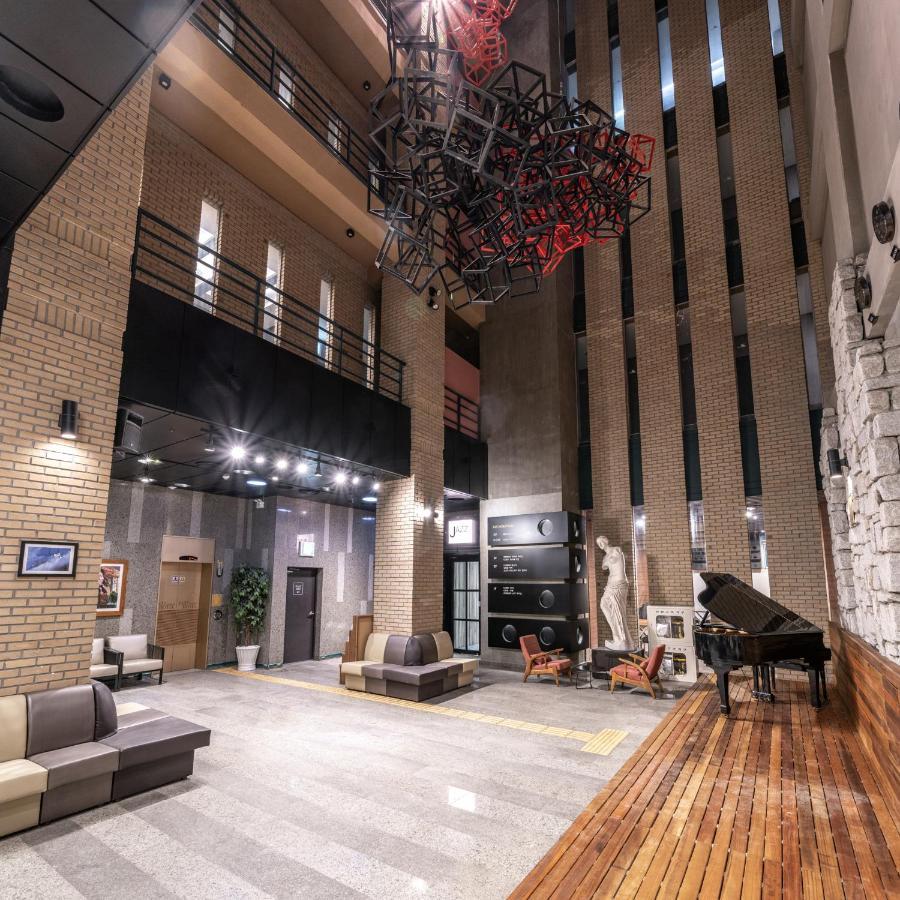 Jeonju Jazz Around Hotel Экстерьер фото
