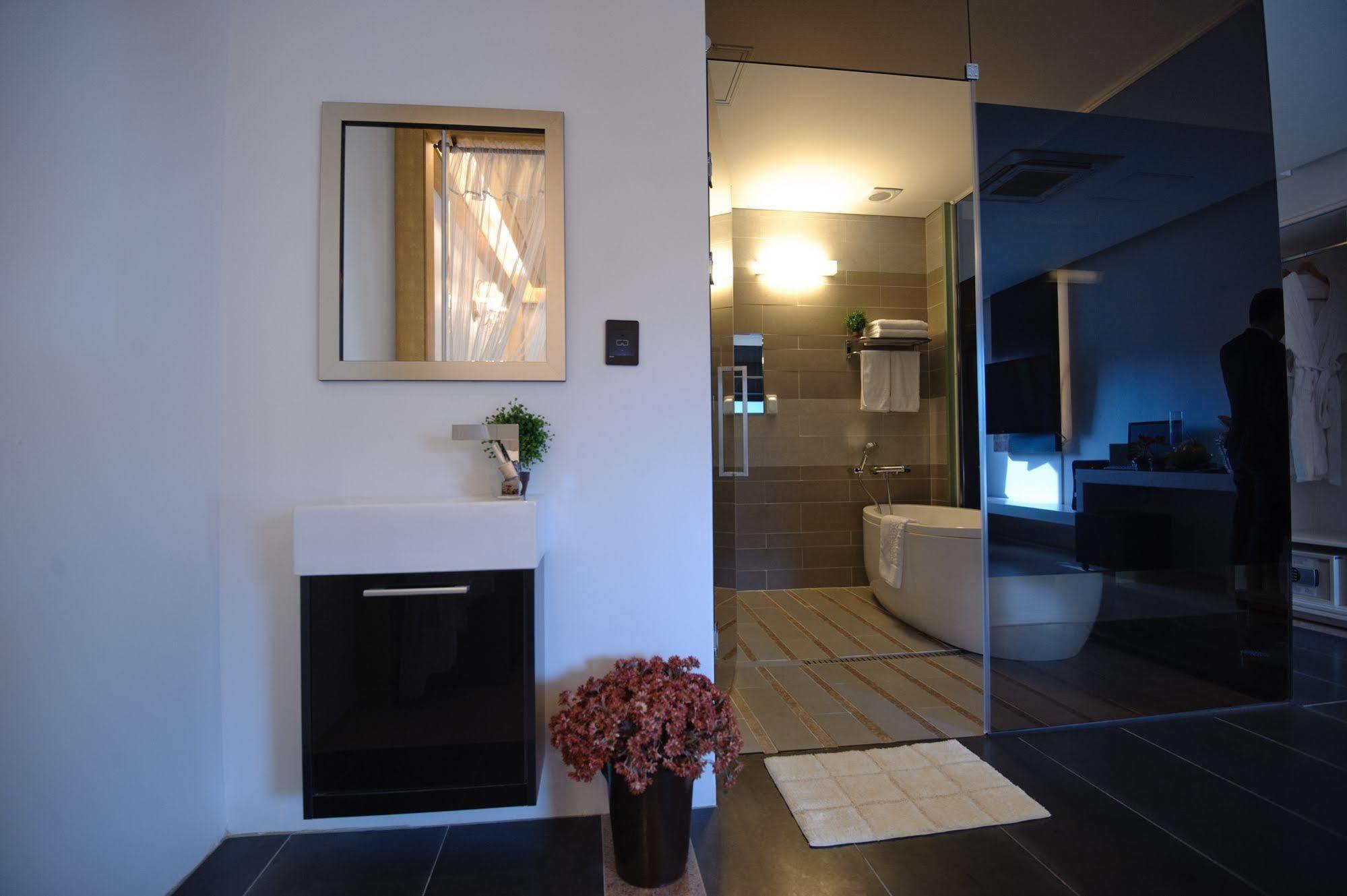 Jeonju Jazz Around Hotel Экстерьер фото